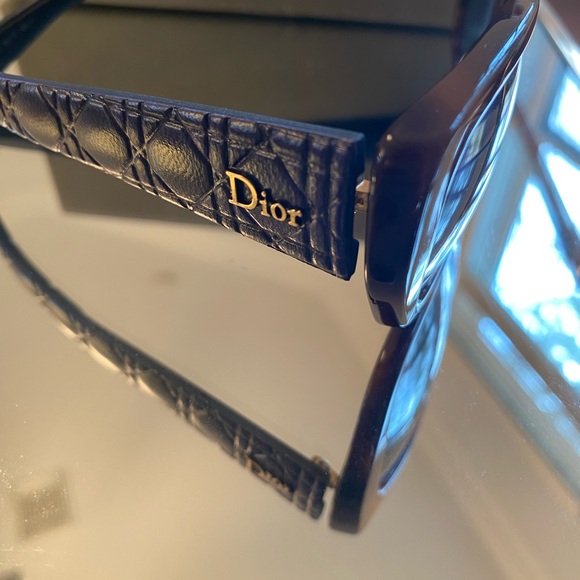 Dior cannage blue / tortoiseshell sunglasses. - Picture 9 of 16